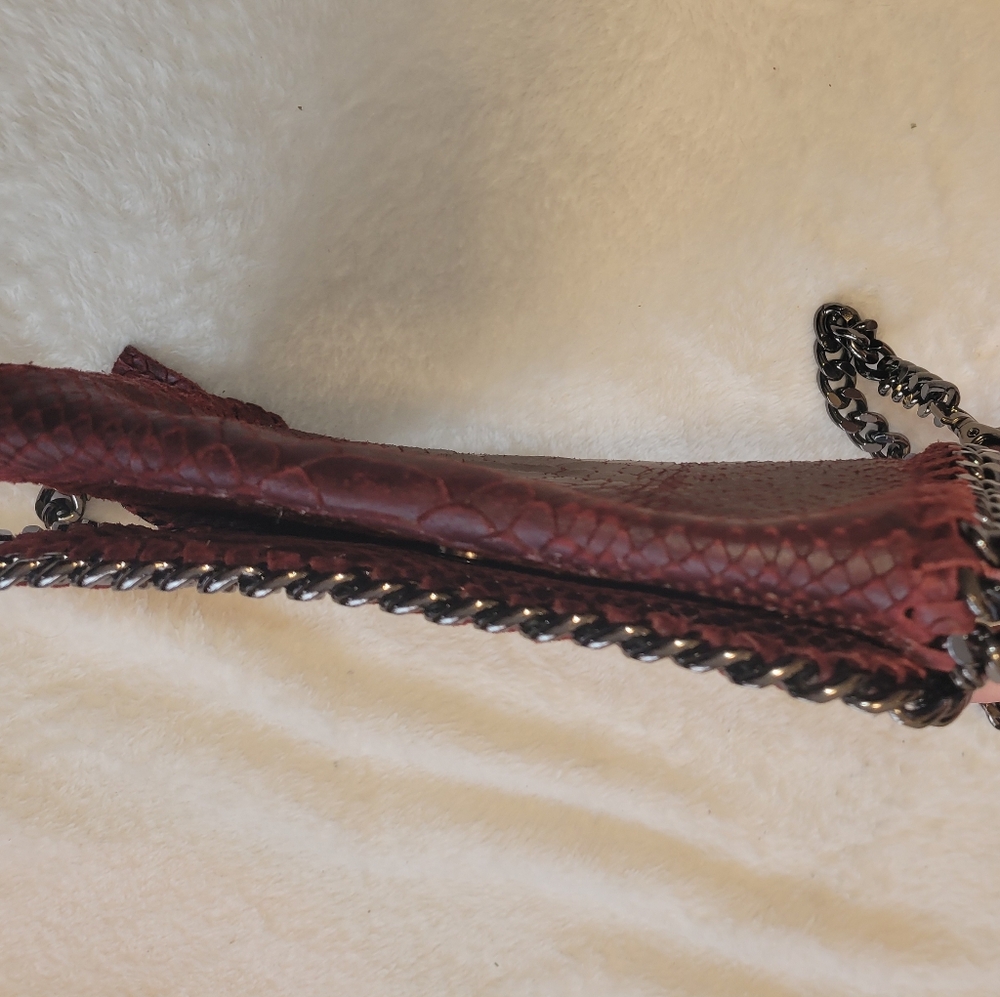 Italian Leather Snake Embossed Chain Trim Crossbody Bag Burgundy Falabella Style - Picture 7 of 8